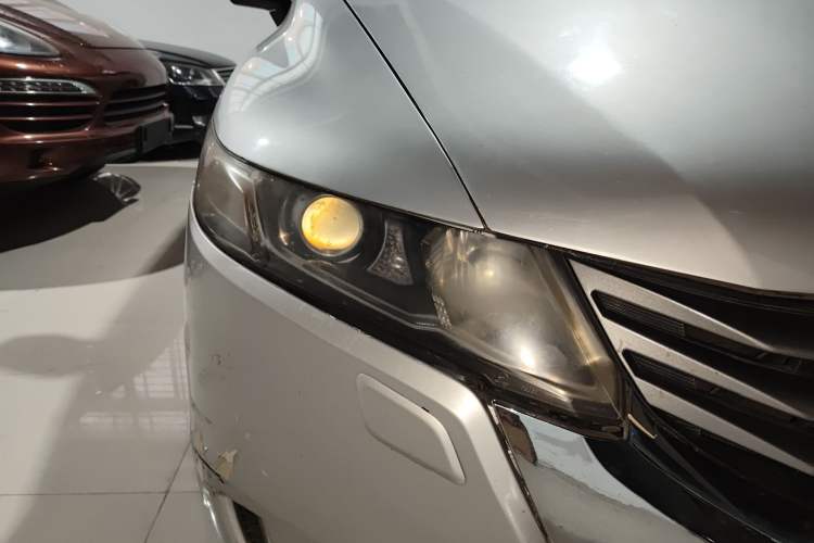 Used Honda Odyssey 2009 2.4L Luxury Edition Right Front Headlight