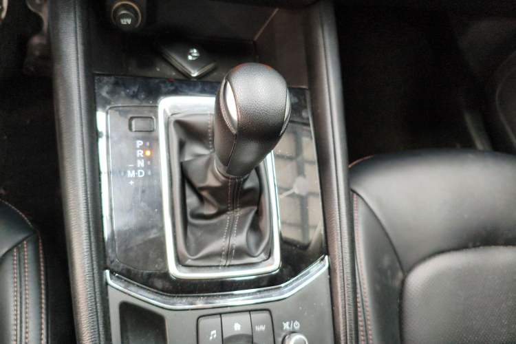 Used Mazda CX-5 2024 2.0L Automatic Two-Wheel Drive Comfort Version Gear Lever