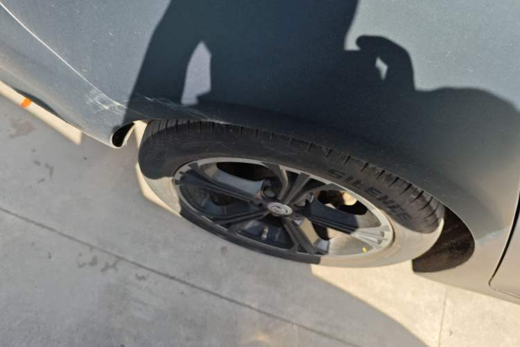 Used MG 6 New Energy 2018 45T E-DRIVE Intelligent Drive Hybrid PILOT Super Internet Edition Right Rear Wheel Hub