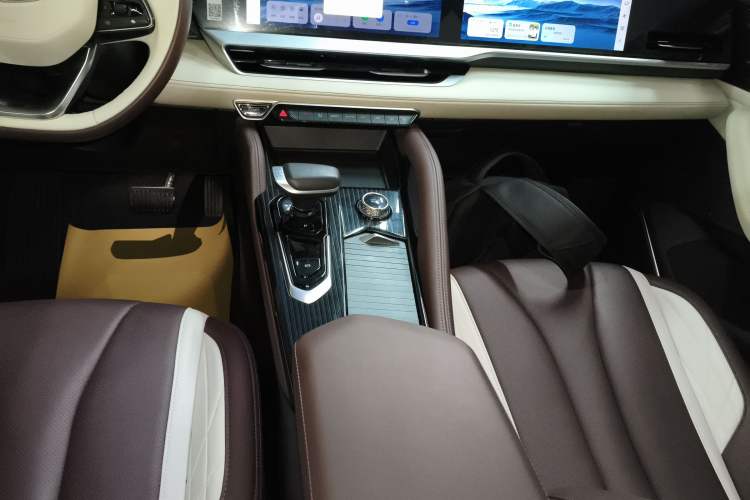 Used Geely Auto Monjaro L 2021 2.0TD DCT EVO Two-Wheel Drive Prestige Version
