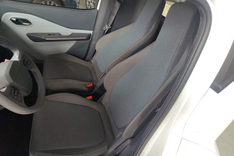 Used Wuling NAMMIEV 2021 - Play Edition Left Front Seat