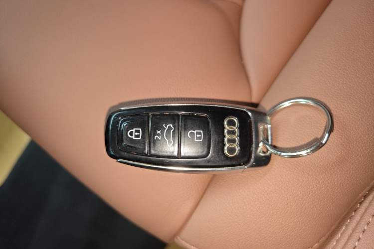 Used Audi Q7 2020 55 TFSI quattro S line sports model Interior 1