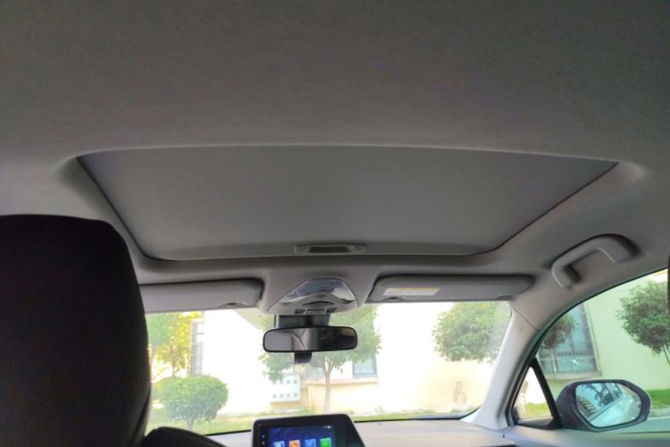 Used Toyota IZOA 2022 2.0L Yixing Version