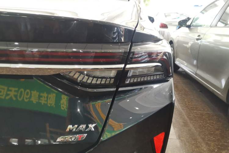 Used Dongfeng Aeolus Yixuan MAX 2021 1.5T Super-Powered Dad Edition
