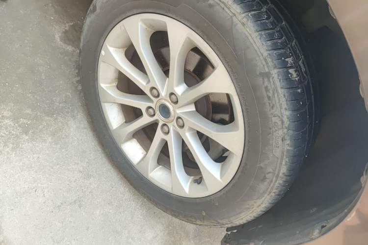 Used Haval H2 2018 Blue-Label 1.5T Dual-Clutch Two-Wheel-Drive Luxury Model