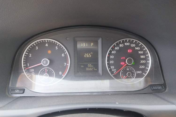 Used Volkswagen Touran 2011 1.4T DSG Zhiya Edition 5 Seats
