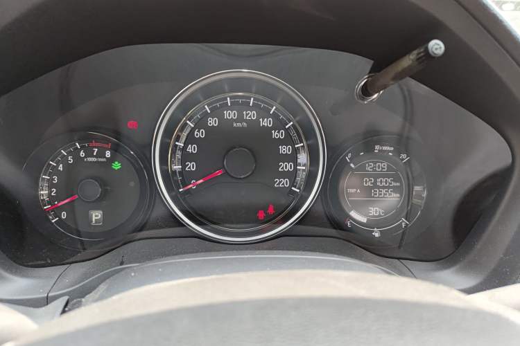 Used Honda XR-V 2015 1.8L EXi CVT Comfort Version