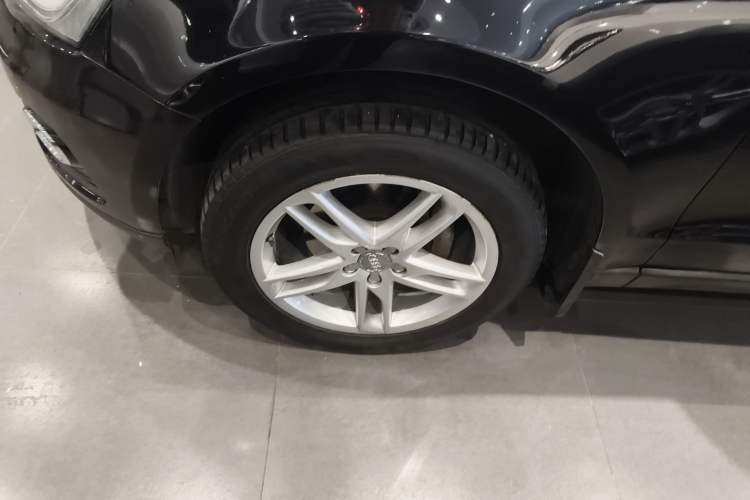 Used Audi Q5 2016 40 TFSI Comfort Model