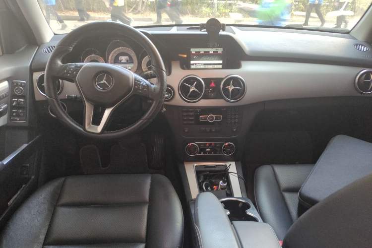 Used Mercedes-Benz GLK-Class 2013 GLK 300 4MATIC Luxury Model