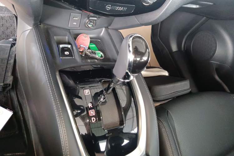Used Nissan X-Trail 2021 2.0L CVT 2WD XL ITS Comfort Commemorative Edition Gear Lever