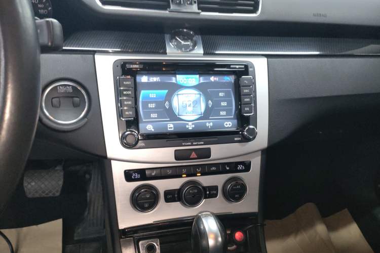 Used Volkswagen Magotan 2015 Facelift 1.8TSI Luxury Model
