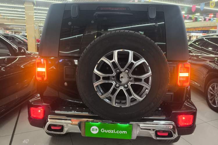 Used BAIC Off-Road BJ40 2019 2.0T Automatic Four-Wheel Drive Urban Hunter Edition Flagship Model China V Emission Standard
