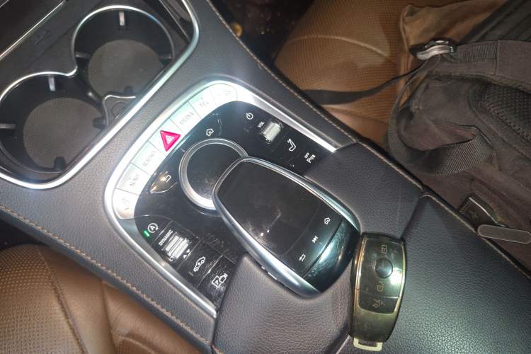 Used Mercedes-Benz S-Class 2018 S 320 L Vehicle Key