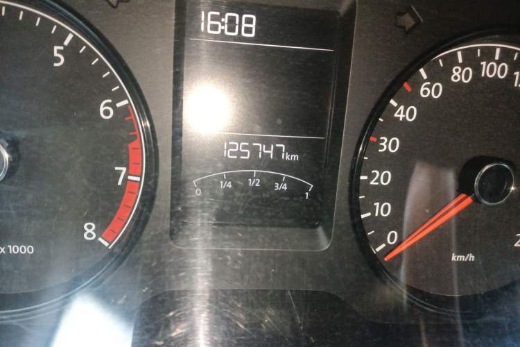 Used Volkswagen Lavida 2013 Revised Classic 1.6L Manual Fashion Edition
