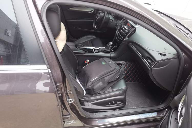 Used Cadillac ATS-L 2014 25T Comfort Model Right Front Seat