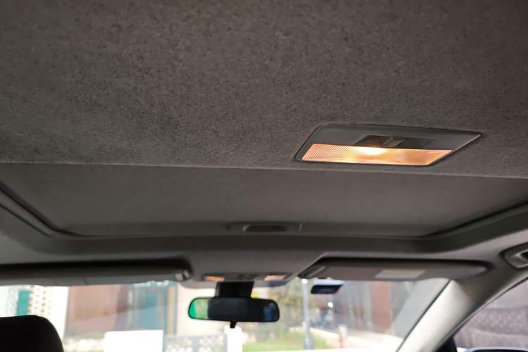 Used Mazda CX-7 2014 2.5L 2WD Premium Edition
