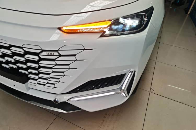 Used Changan UNI-K iDD 2024 Chuzhi iDD 1.5T 135km Smart & Fun Model