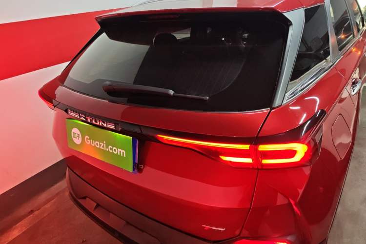 Used Bestune T77 2019 Facelift 230 TID Automatic Luxury Version China V Emission Standard
