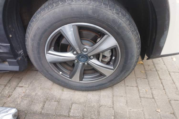 Used Haval H6 Coupe 2017 Blue Label 2.0T Automatic Two-Wheel Drive Urban Model Right Front Wheel Hub