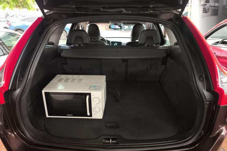 Used Volvo XC60 2017 T5 AWD Smart Upgrade Model