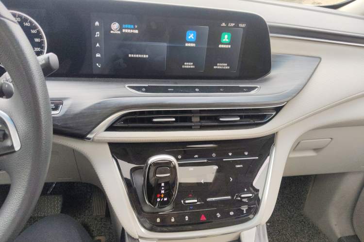 Used Buick GL8 2021 ES Landtrek 653T Comfort Edition
