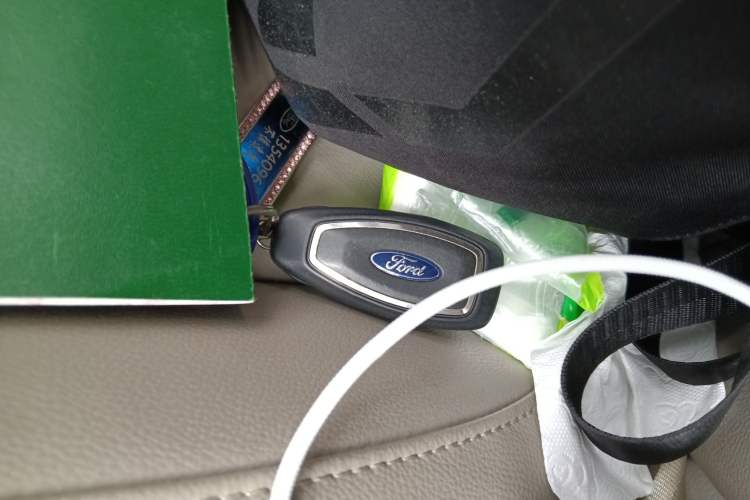 Used Ford Focus 2015 Sedan EcoBoost 180 Automatic Flagship Model
