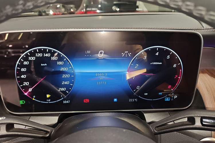 Used Mercedes-Benz GLC 2023 GLC 300 L 4MATIC Dynamic Edition 5-seater Instrument Cluster