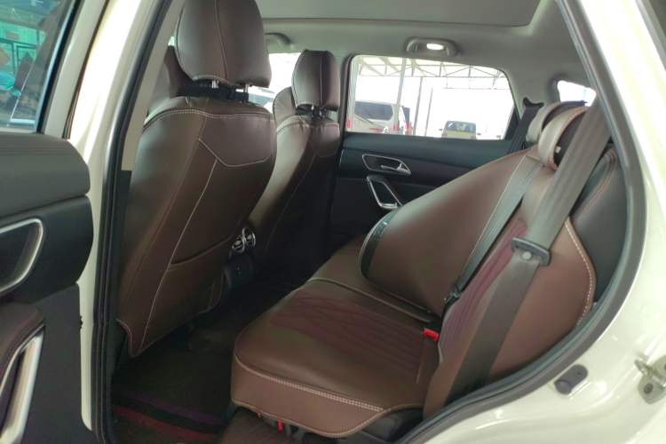 Used JAC Group Refine S7 2018 Super Edition 251T Automatic Supreme 5-Seater