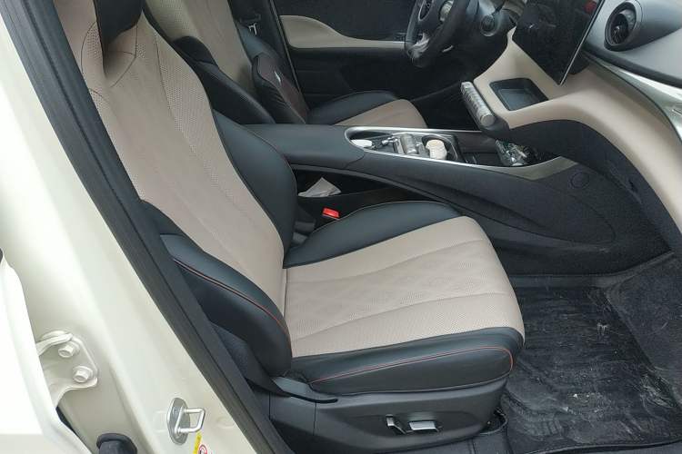 Used BYD Dolphin 2023 420 km Fashion Edition
