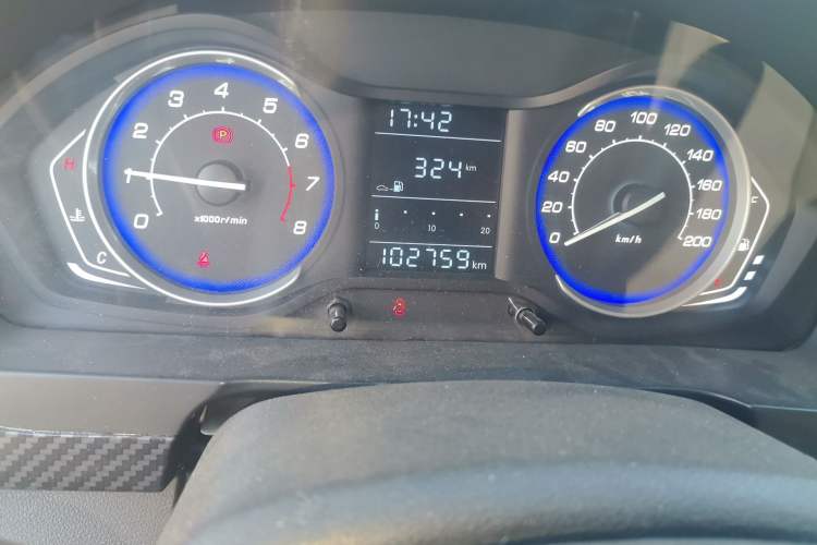 Used BAIC Senova X25 2015 1.5L manual Comfort trim level