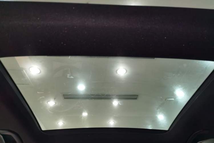 Used Mercedes-Benz GLC 2017 GLC 260 4MATIC Luxury Model