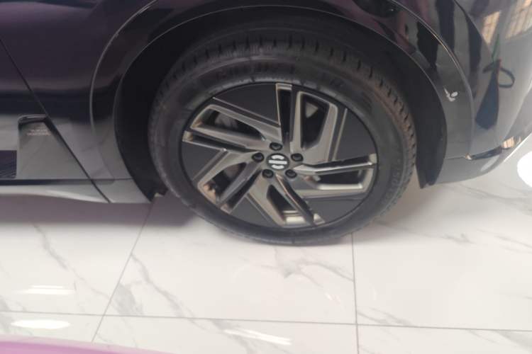 Used HiPhi Y 2023 560 km Pioneer Edition