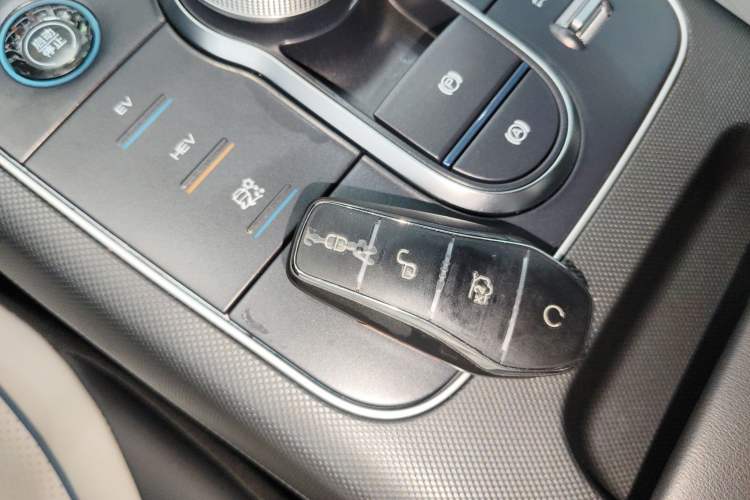 Used BYD Destroyer 05 2024 HONOR Edition DM-i 55KM Luxury Model
