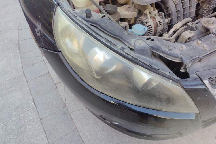 Used JAC Group Heyue 2012 1.5L Manual Standard Edition
