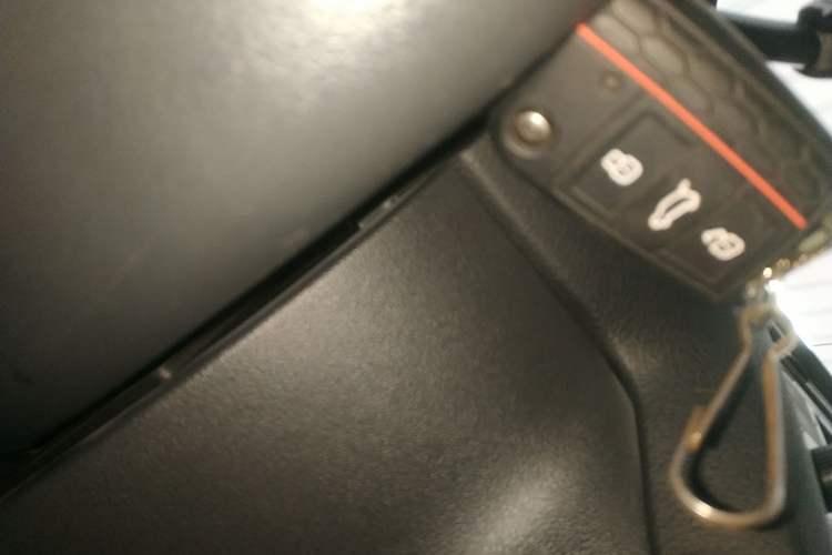 Used Volkswagen Golf 2018 1.6L Automatic Comfort Model Interior 1