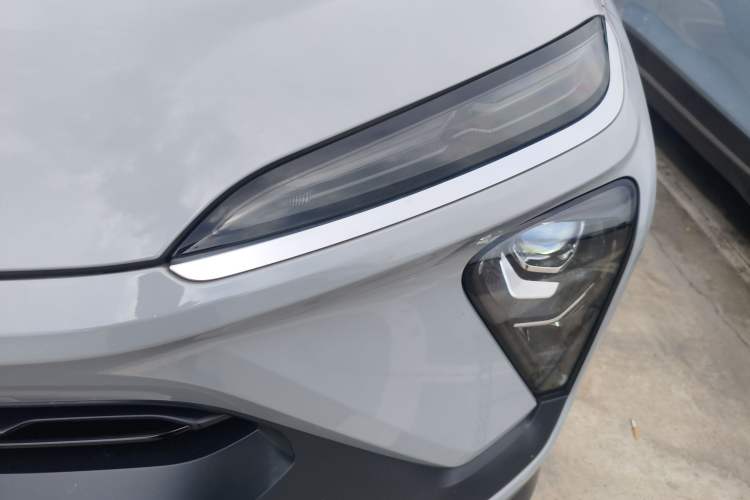 Used Nio EC6 2020 615 km Performance Edition Left Front Headlight