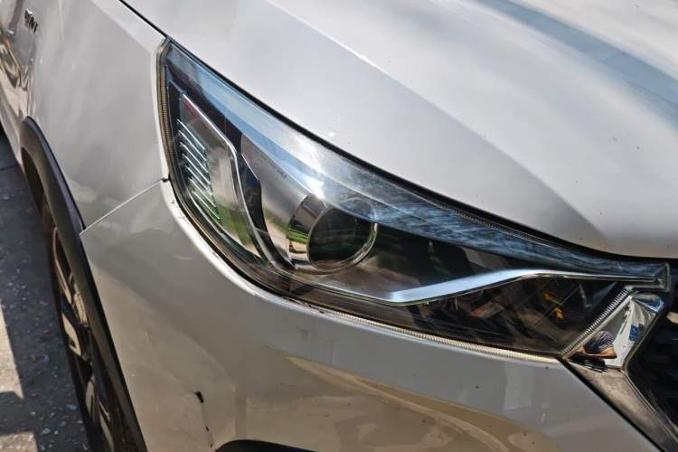 Used Baojun 310W 2018 1.5L Automatic Luxury Version China VI Emission Standard
