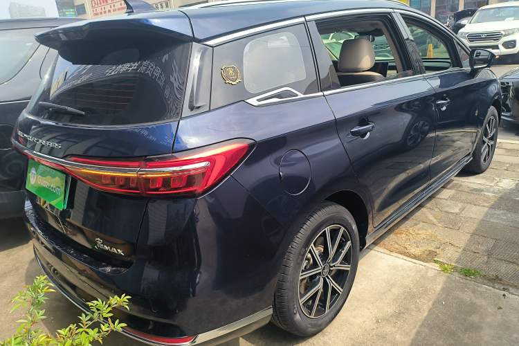 Used BYD Song MAX New Energy 2022 DM-i 105KM Flagship Model
