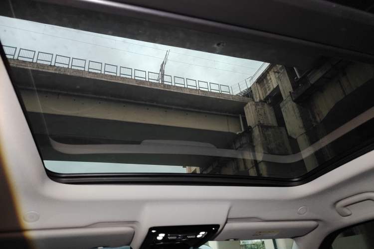 Used Formula Leopard Leopard 5 2023 Navigator Edition
