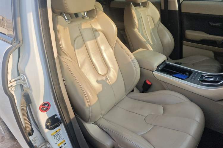 Used Land Rover Range Rover Evoque 2015 2.0T Five-Door Zhiyao Edition
