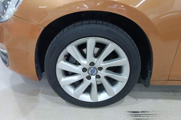 Used Volvo S60 2015 S60L 2.0T Zhiyuan Edition