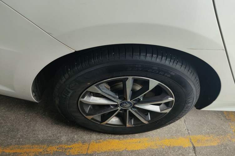 Used BYD Qin Pro New Energy 2019 DM Super Edition 1.5TI Automatic Smart Connect X-Trail Model China VI Standard