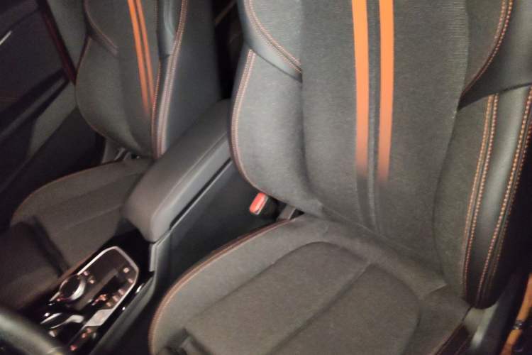 Used BMW 2 Series 2023 225i Four-Door Coupe M Sport Package Left Front Seat