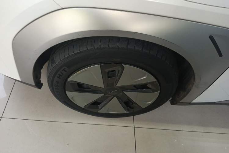 Used AION Y 2024 Younger Left Front Wheel Hub