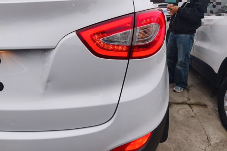 Used Hyundai ix35 2015 2.0L Automatic 2WD Smart Version China V Standard
