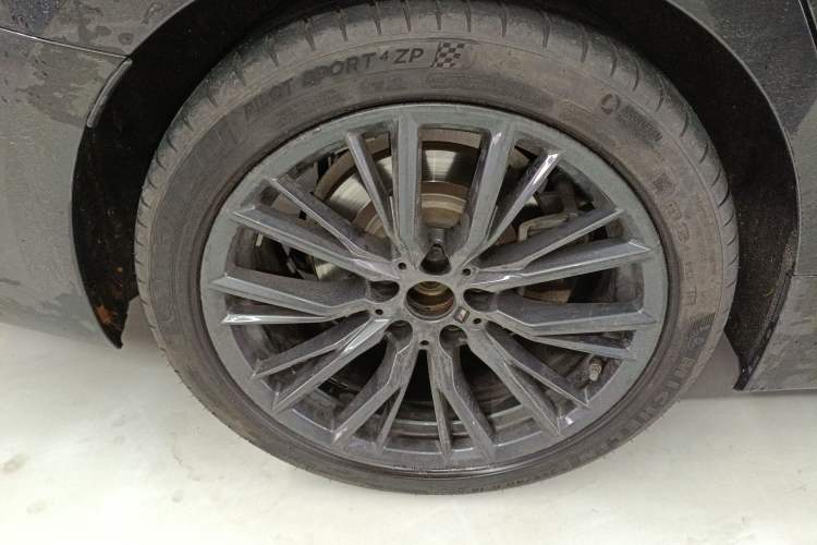 Used BMW 3 Series 2020 Facelifted 325Li M Sport Night Edition Package Exterior 5