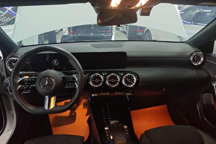 Used Mercedes-Benz A-Class 2023 A 200 L Fashion Model Center Console