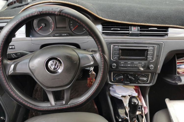 Used Volkswagen Santana 2017 Haval H6 1.6L Automatic Fashion Edition Center Console