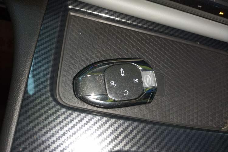 Used GAC Trumpchi EMPOW 2023 270T DCT J16 Version
