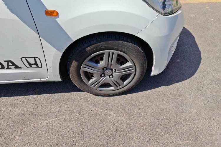 Used Honda Fit 2011 1.3L automatic comfort version
